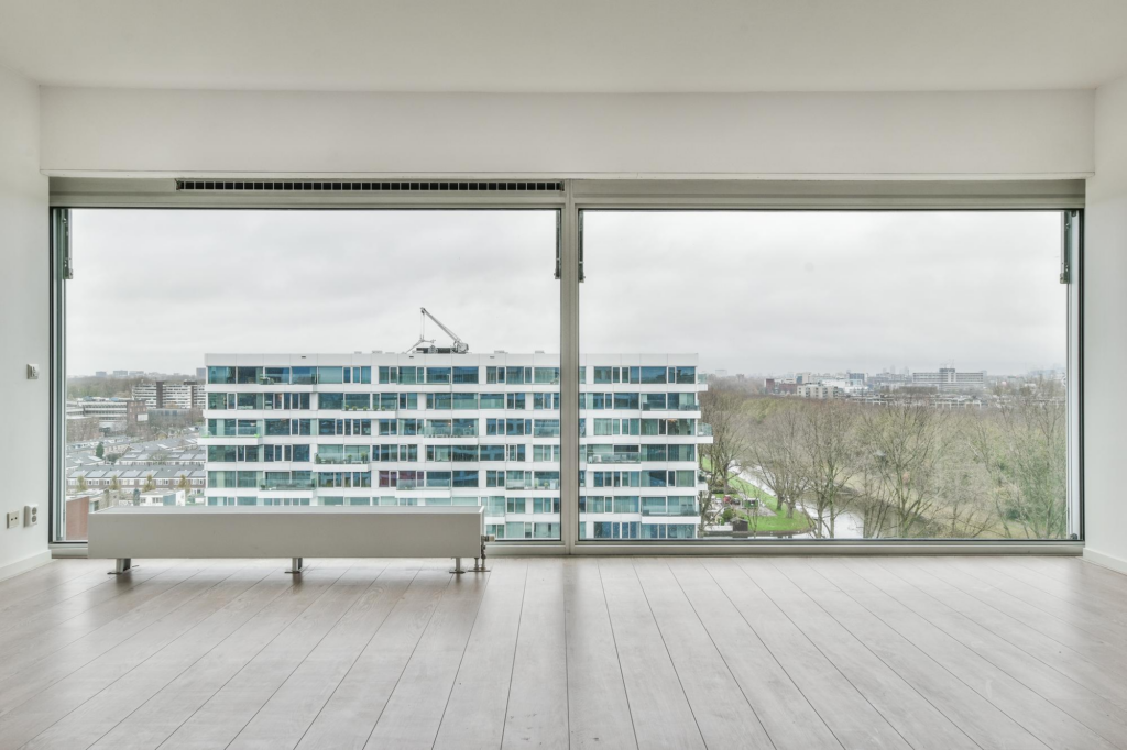 24 Fenster mit Panorama-Hebeschiebetür